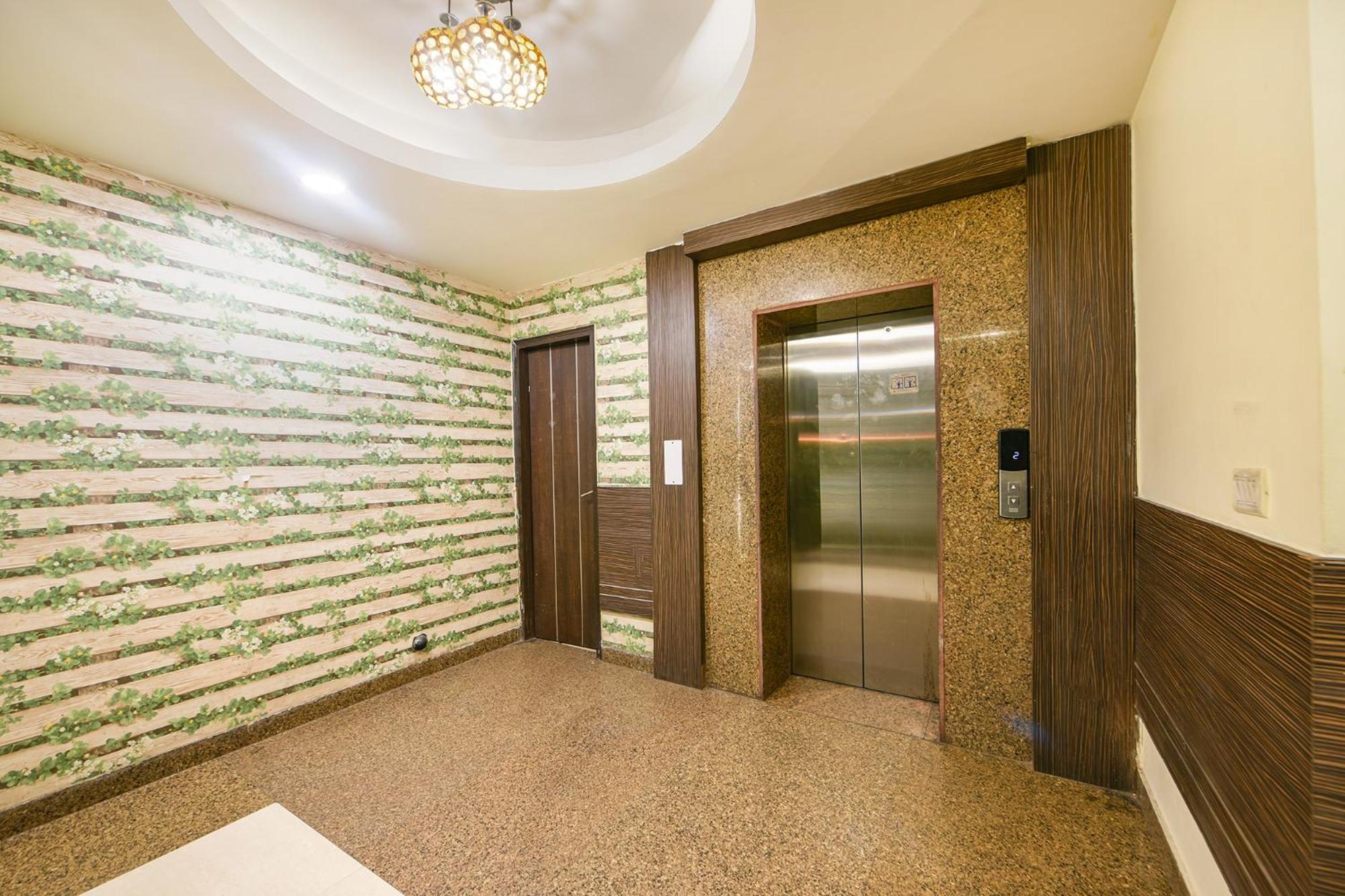Fabhotel West View Газиабад Экстерьер фото