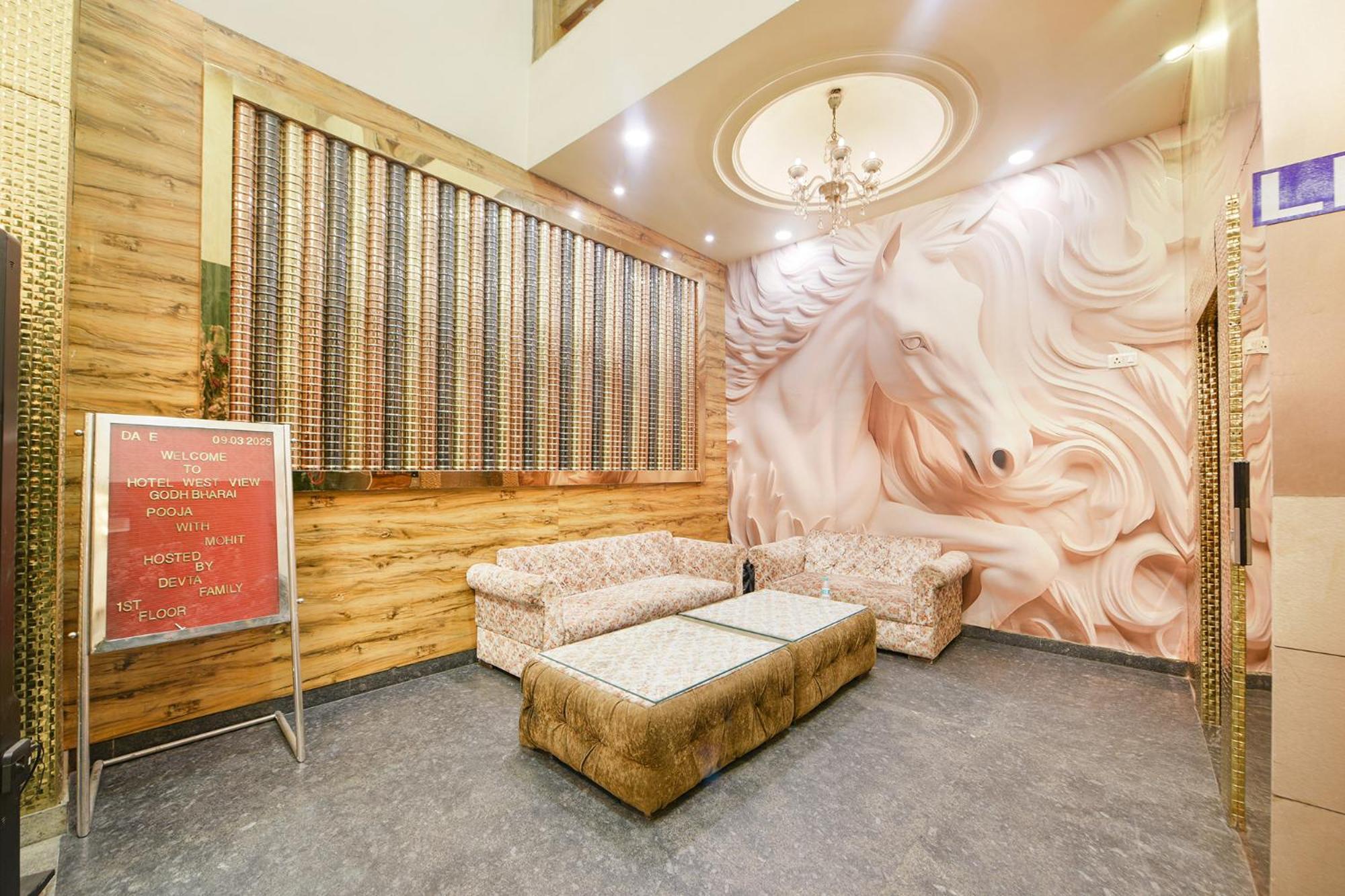 Fabhotel West View Газиабад Экстерьер фото